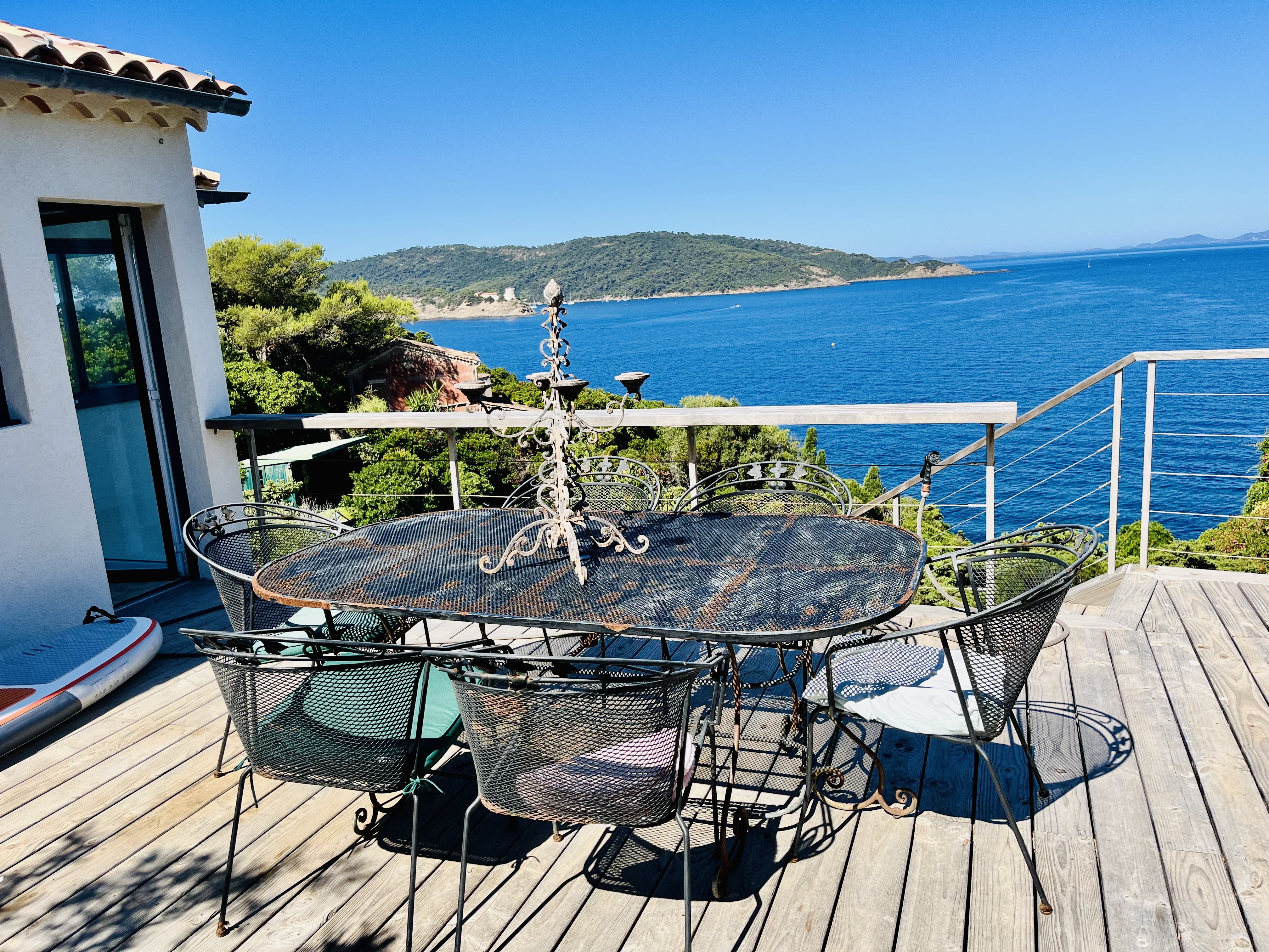 LUXURY SEA VIEW VILLA FOR SALE  LE DU LEVANT, SOUTH OF FRANCE