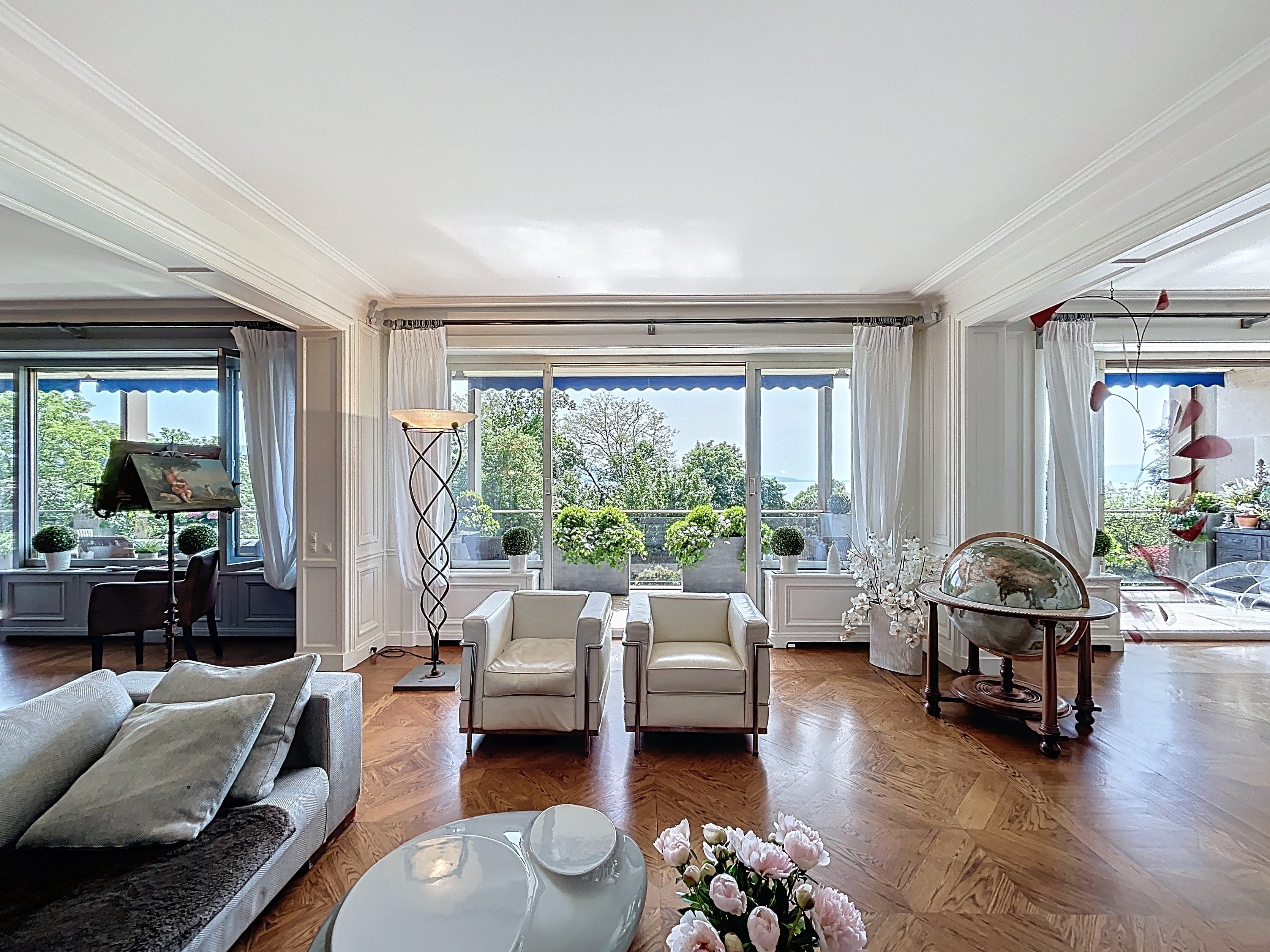 A rare gem in Lausanne on the shore of the lake