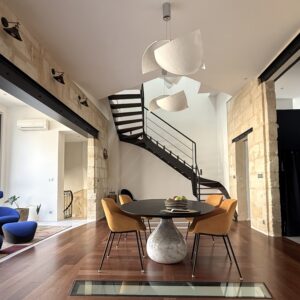 Entirely renovated family stone house, city center perfect location