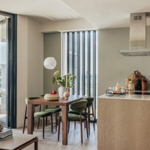 Stylish 10th-Floor Apartment Overlooking the River