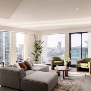 Three-Bedroom Riverfront Apartment with London Eye and Parliament Views